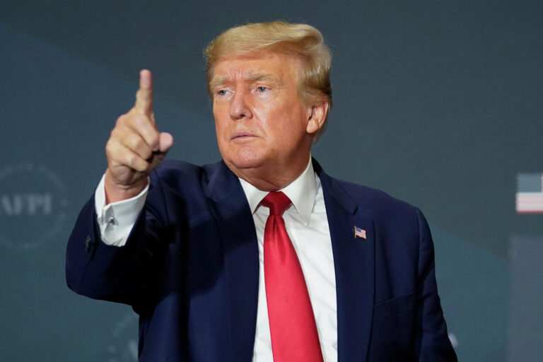 Трамп: якби я був президентом, Путін не напав би на Україну