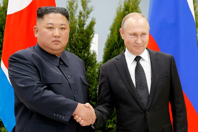 КНДР вже направила до РФ 7 тисяч контейнерів із військовою допомогою