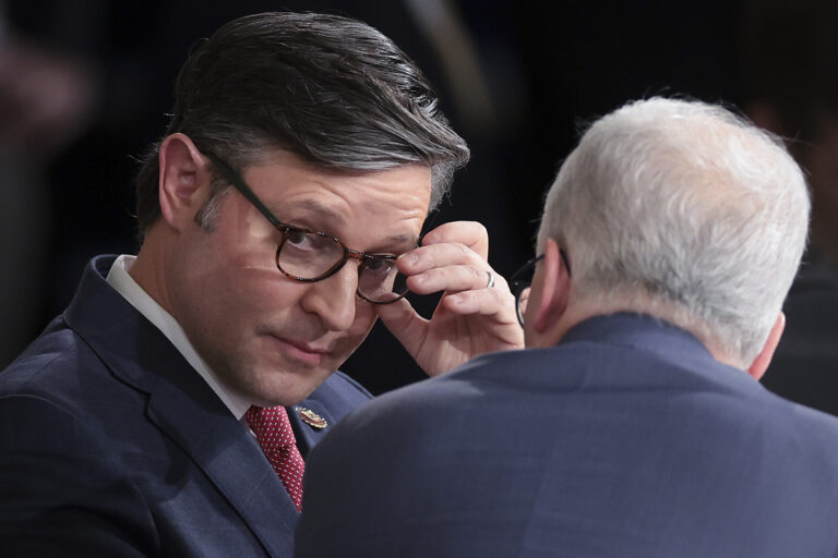 Допомога Україні: чому Трамп похвалив Джонсона