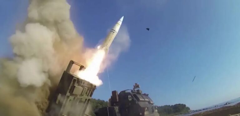 Байден дозволив ЗСУ бити американською зброєю по Курській області: які наслідки це матиме
