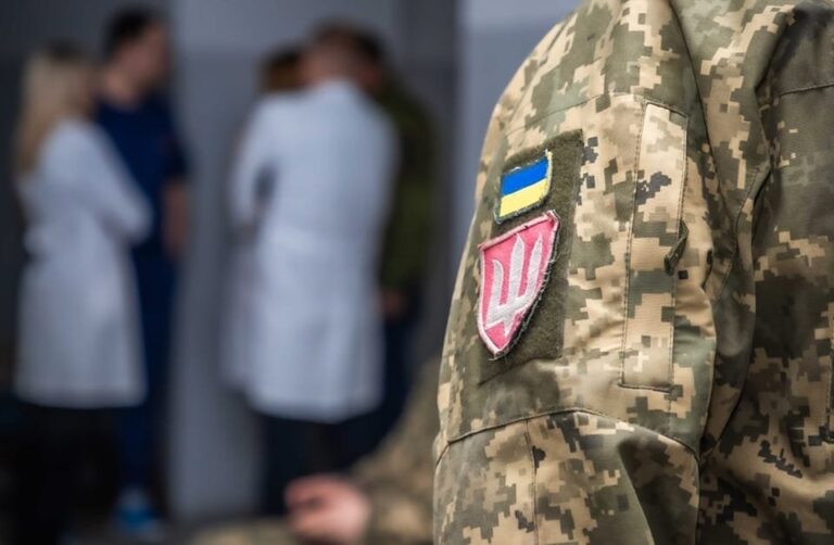 Від початку війни більше 40 генералів звільнились через ВЛК: що про це відомо