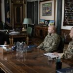Зеленський провів переговори з трьома генералами: ключовими темами стали фронт, ППО та дрони