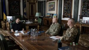 Зеленський провів переговори з трьома генералами: ключовими темами стали фронт, ППО та дрони