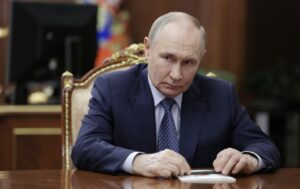 У Кремлі заговорили про можливий воєнний стан у Росії